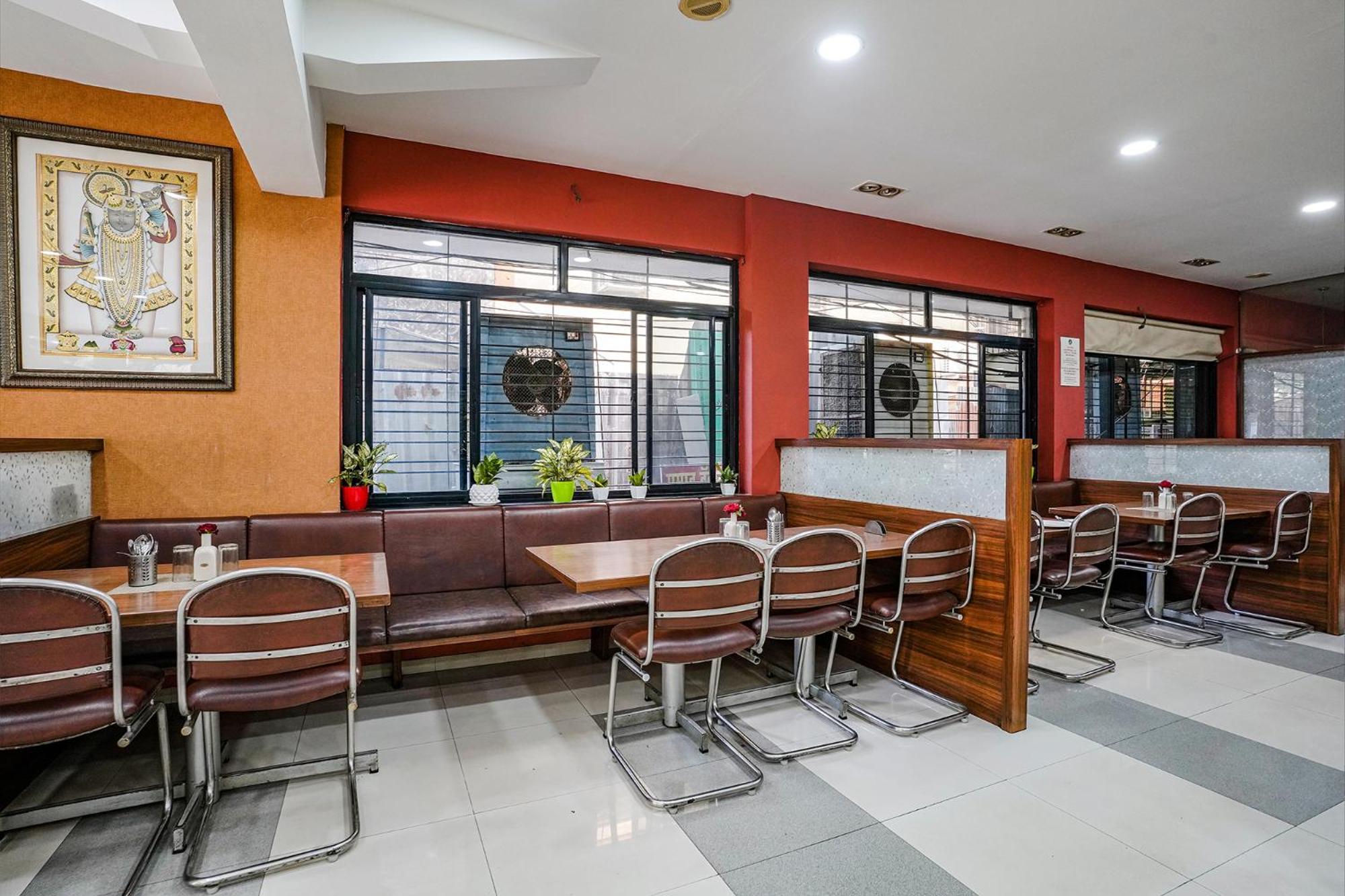 Fabhotel Samrat Nashik Eksteriør billede